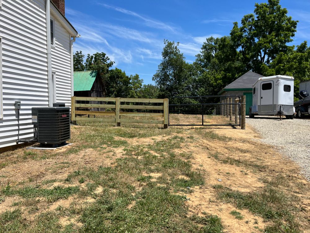Fence for LB Fencing & Services in Archdale, NC