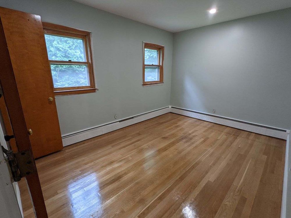 All Photos for Laura Mae Properties in Wolcott, CT