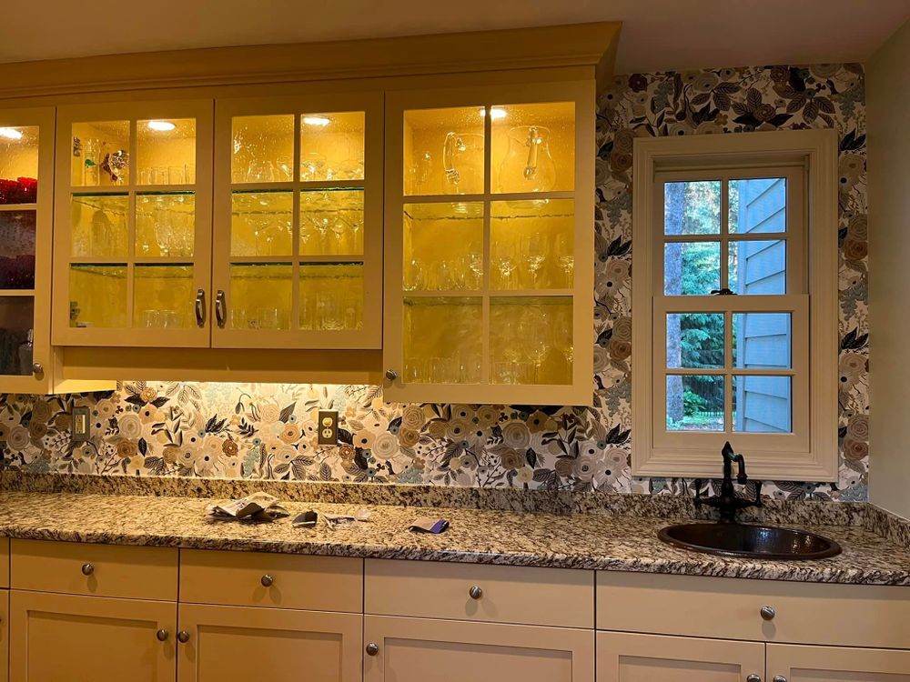 Transform your kitchen and cabinets with our refinishing service. Update the look of your space without the cost of a full remodel. Quality workmanship guaranteed to enhance your home's aesthetic. for Distinctive wallcovering & painting  in Minneapolis, MN