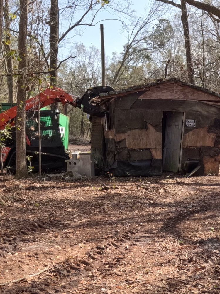 Our Structural Demolition service safely dismantles unwanted buildings, ensuring efficient debris removal and site preparation. We prioritize safety and environmental responsibility to transform your property for future development or landscaping projects. for Family Roots Landworks and Debris Removal in Newberry, FL