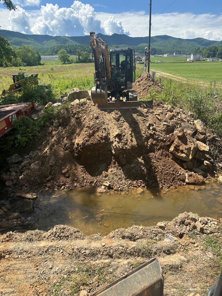All Photos for Trophy Ridge Grading & Hauling in Mountain City, TN