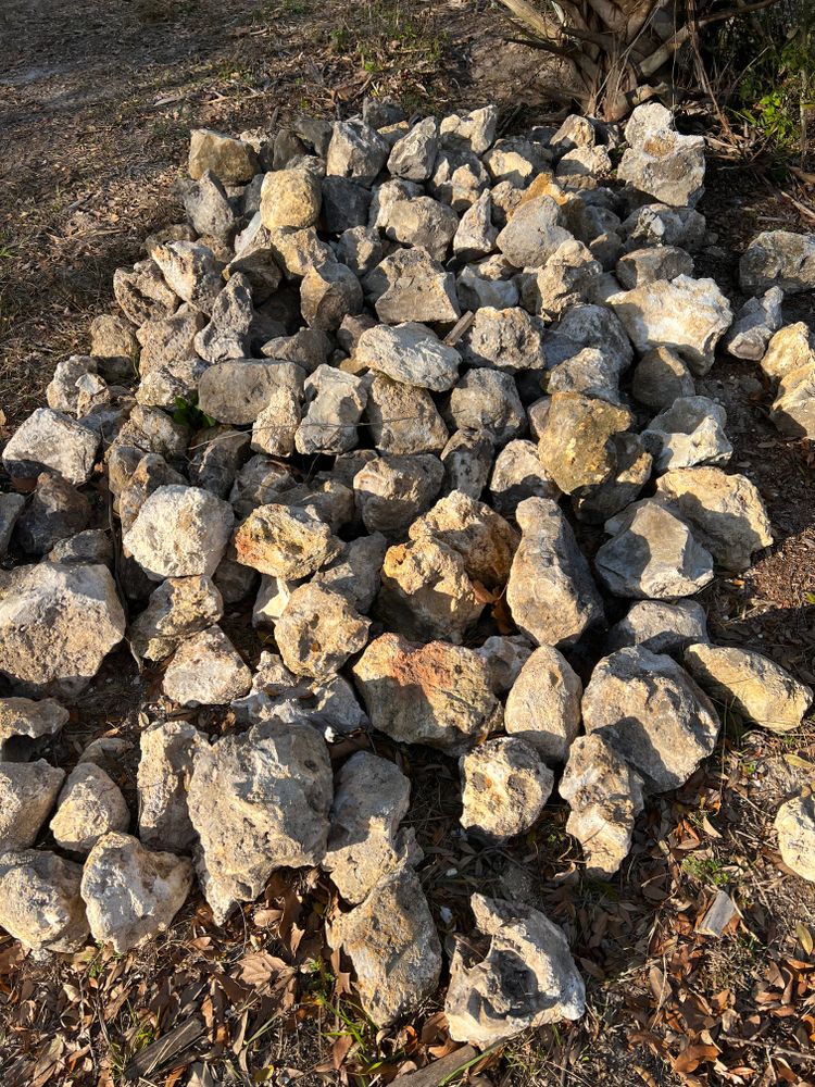 Rock products  for Roberts Lawn & Landscape in Cross City, FL