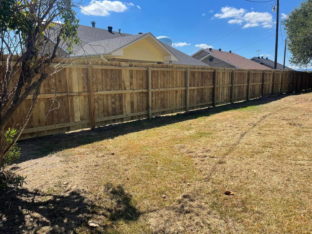 Fences for Falcon Fence Co. in Longville, LA