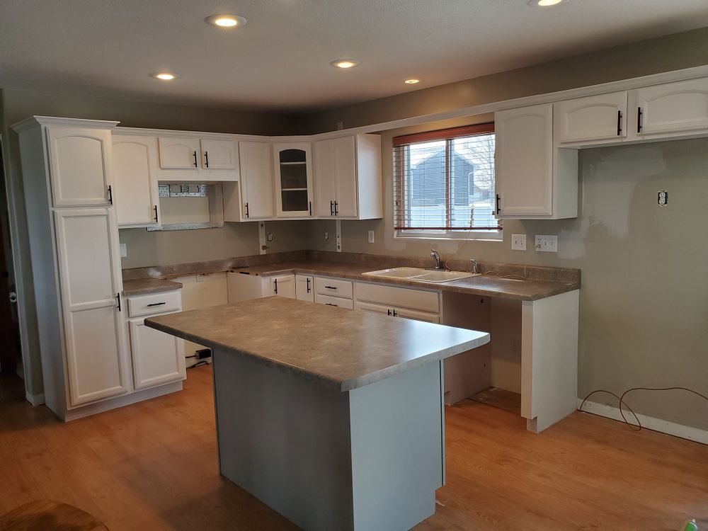 All Photos for Teri Mertens Painting in La Salle, IL