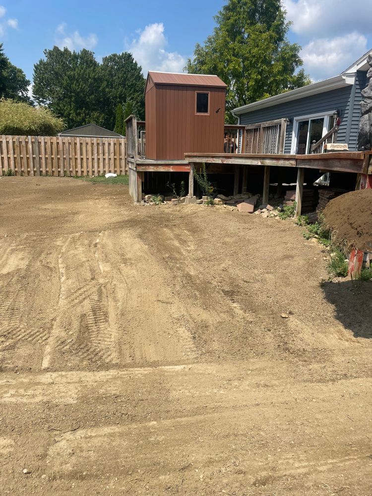 Natural Stone Hardscape for Youngstown Lawn & Patio Design in Canfield, OH