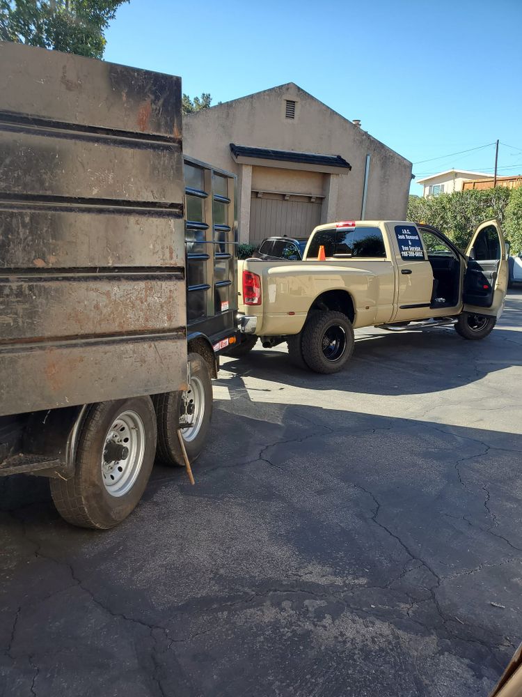 Appliance Removal for J.R.C Tree Services & Junk Removal in Fallbrook Junction, California