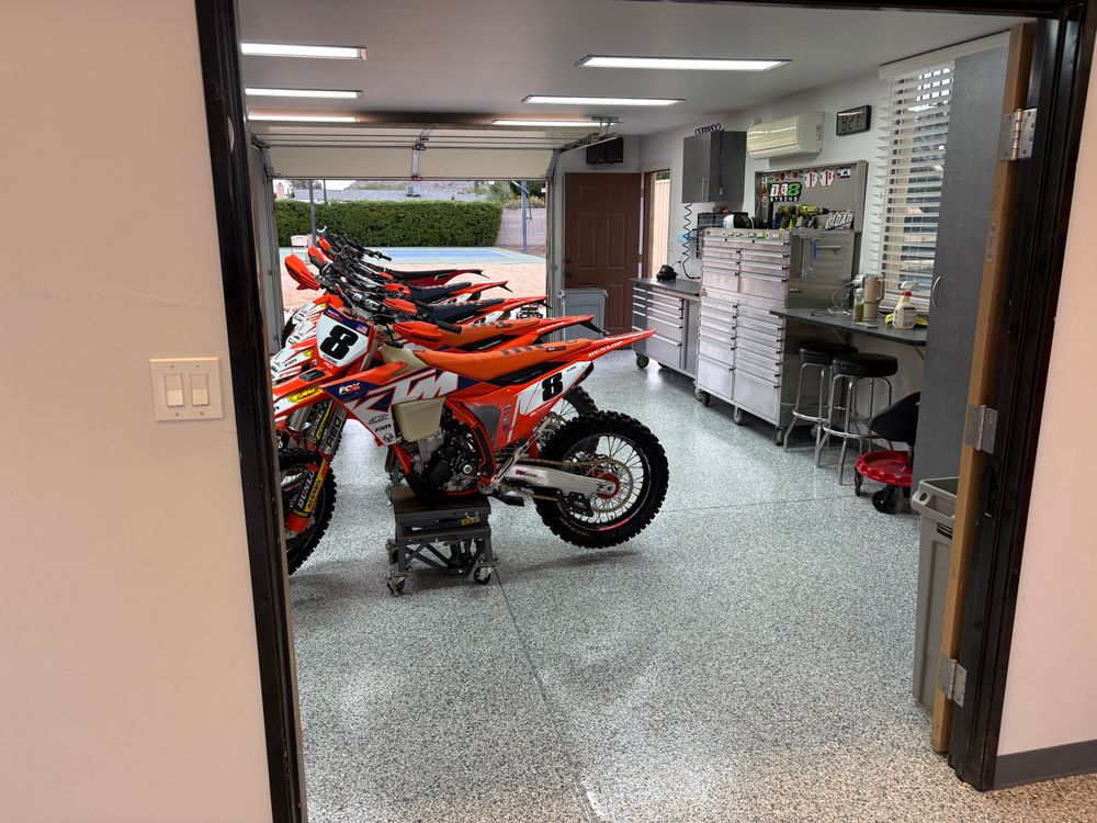 Polyaspartic & Epoxy Garages for PRYME EPOXY LLC in Mayer, AZ
