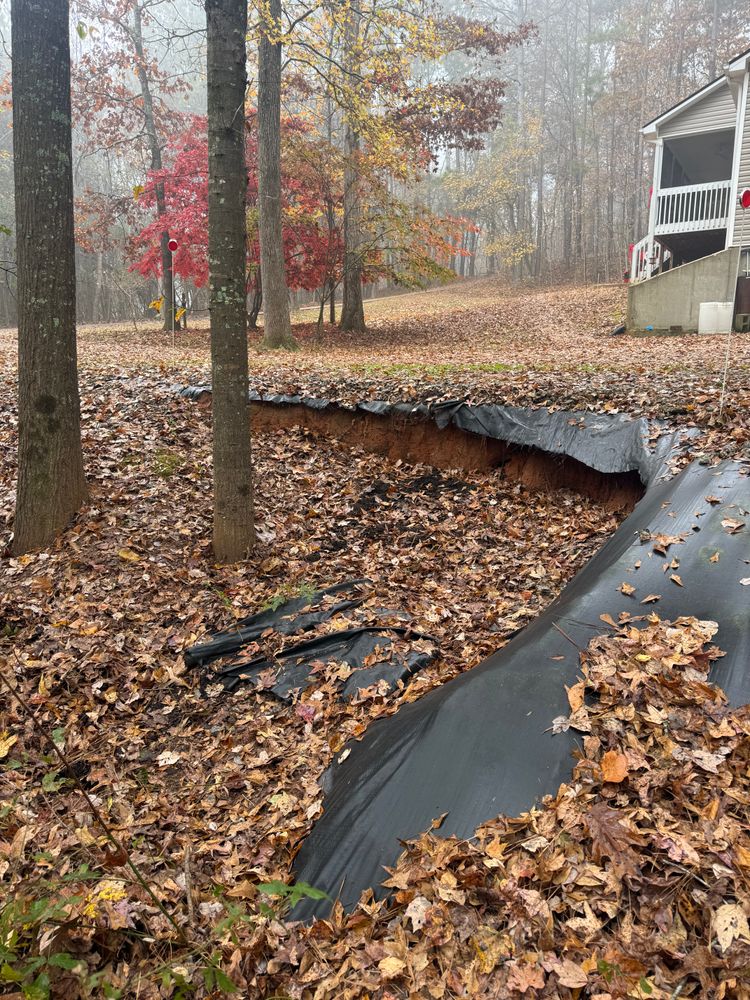 Dirtwork for J&J Hauling and Outdoor LLC  in Fayetteville, GA