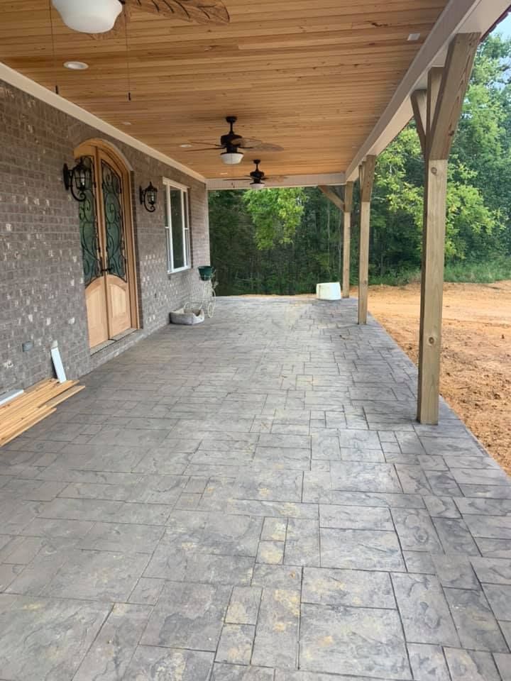 Decorative Concrete for Hellards Excavation and Concrete Services LLC in Mount Vernon, KY