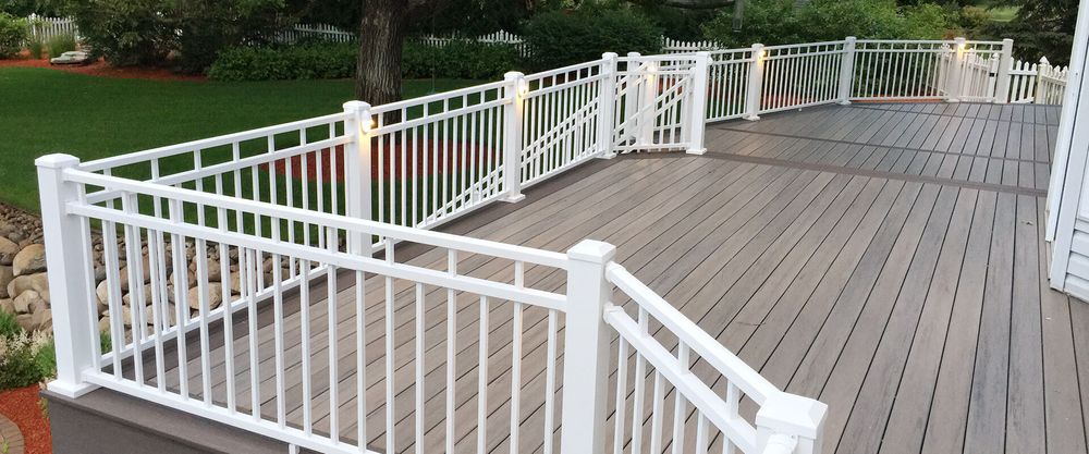Aluminum Railing for R&R Home Services (RR Affordable Deck Builders) in Schaumburg, IL