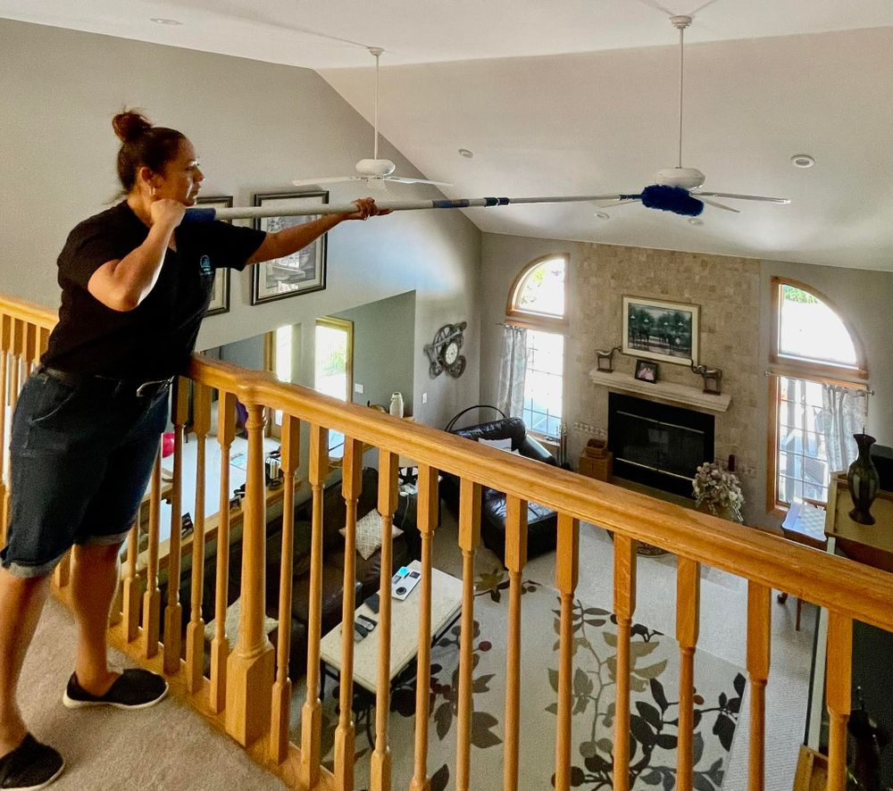 Cleaning for Esthela's Cleaning Service in Hamilton, NJ