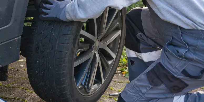 Our Tire Changes service offers fast, convenient roadside assistance with professional technicians who quickly replace flat tires, ensuring you get back on the road safely and efficiently right at your location. for OBH Roadside Assistance in Calvert County, MD