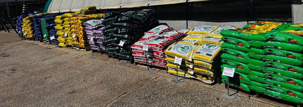 All Photos for Mayfield Landscaping in Staunton, IL