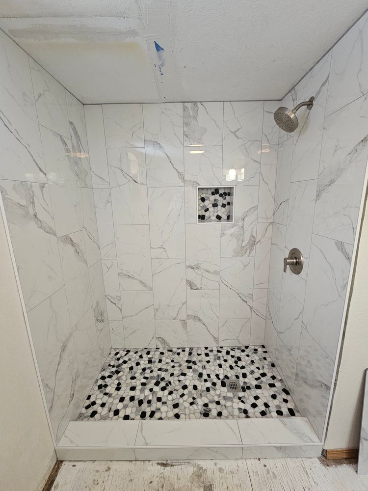 All Photos for Fine Line Floor in Pagosa Springs, CO