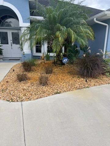 All Photos for Valdez Landscaping and Lawn Services in Port St. Lucie, FL