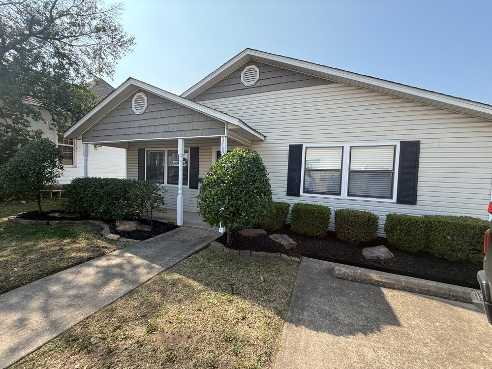 All Photos for Sandoval Lawn Care in Muldrow, OK