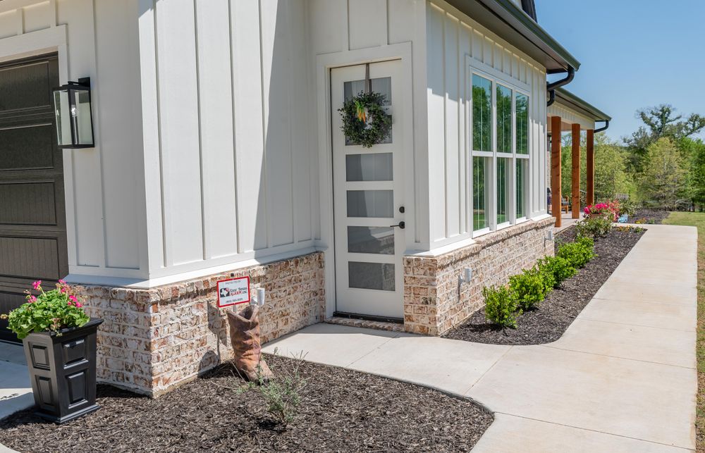 All Photos for Neely Construction & Design LLC in Chandler, TX