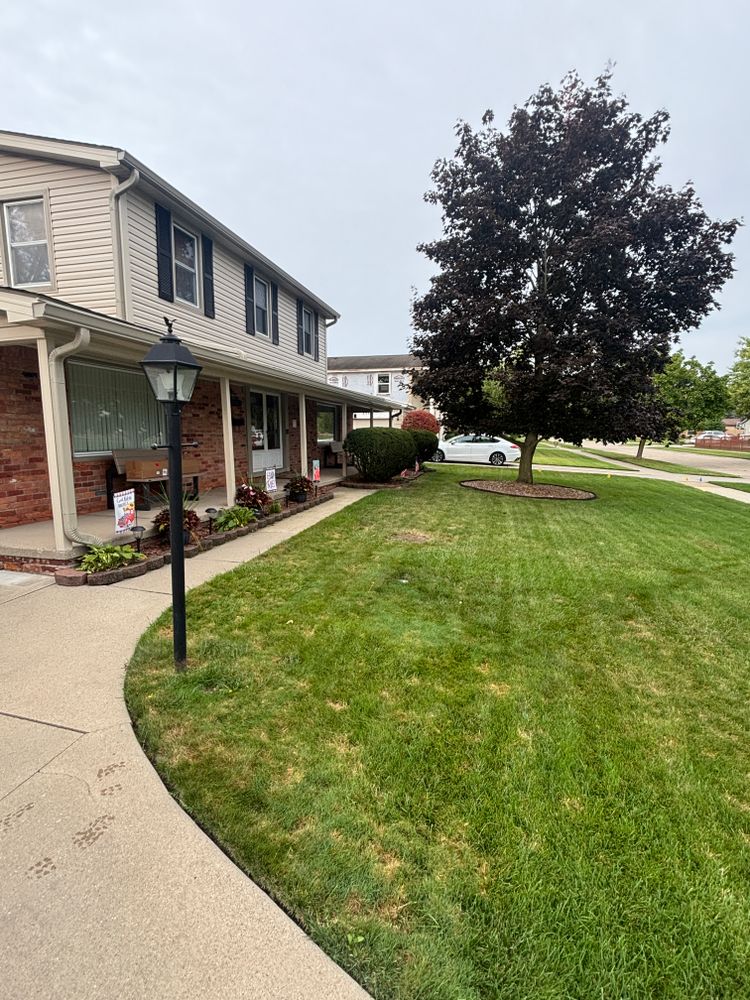 All Photos for Mr. Posthole in Howell, MI