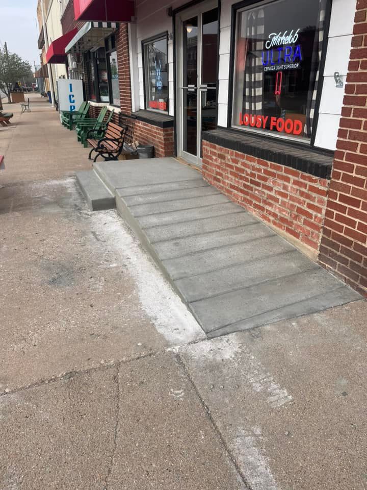 Commercial Concrete for Twisted Ridge Construction LLC in Cheney, KS