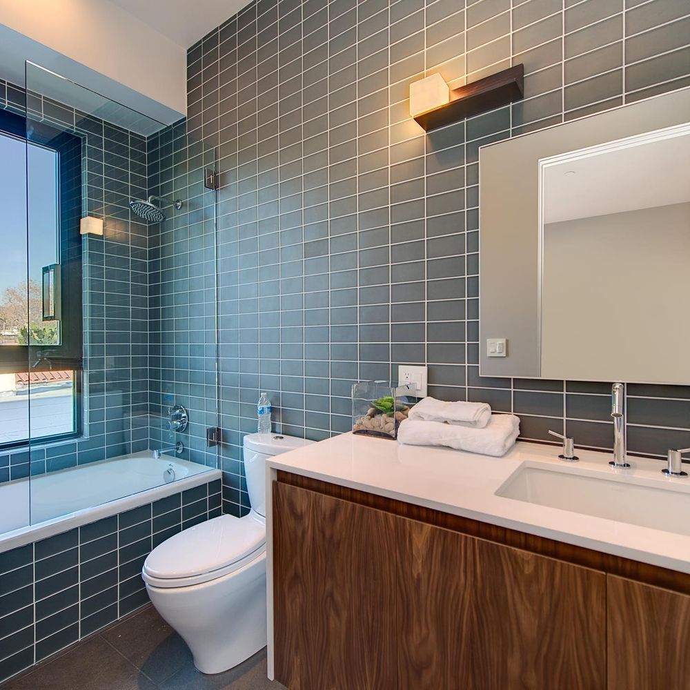 5-Day Bathroom Remodeling for Benji Builders in Los Angeles, CA