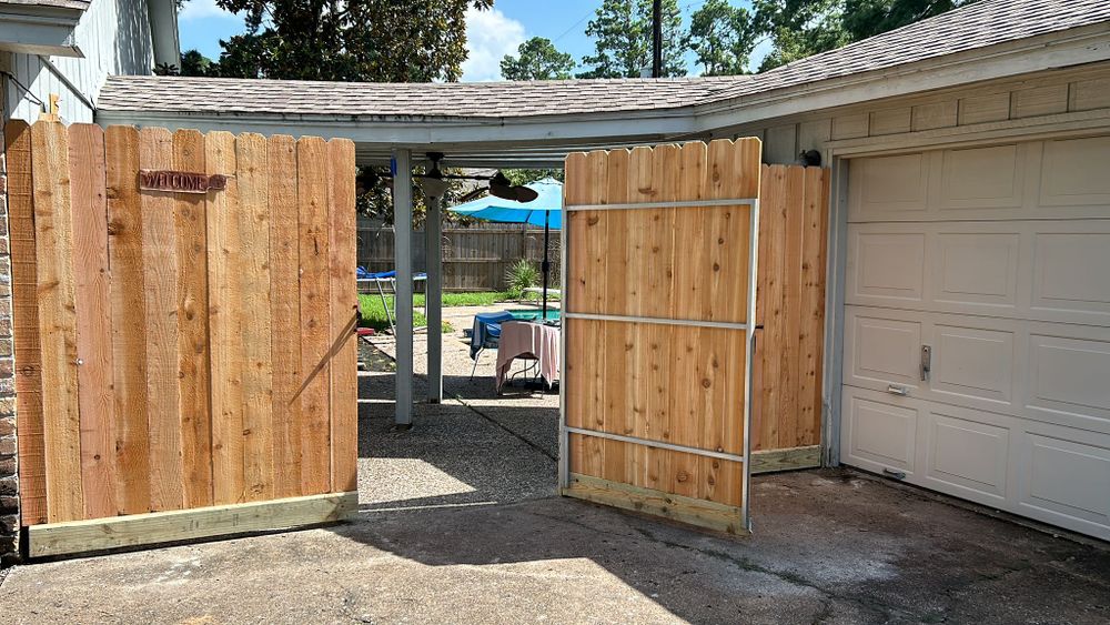 Fences for Ranch Off Fencing in Cleveland,  TX