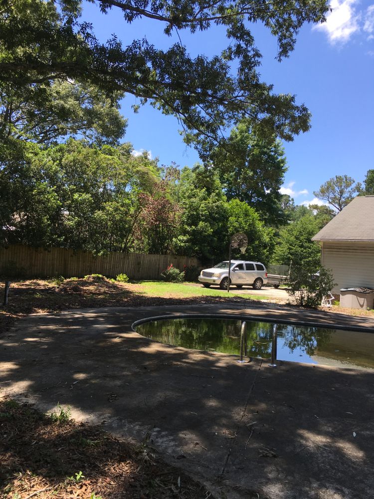All Photos for Tucker's Tree Service and Stump Grinding in Lugoff, SC