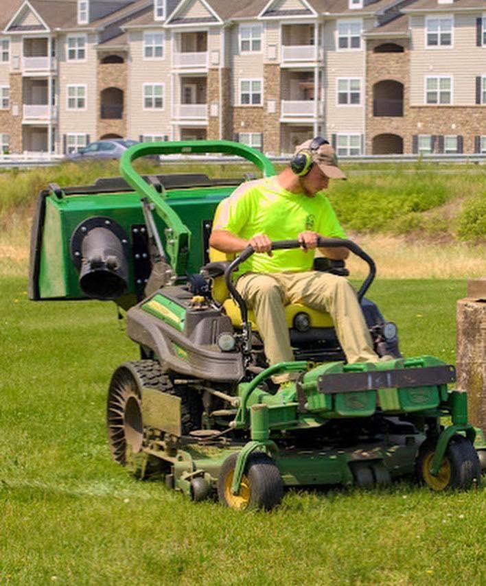 All Photos for Conoy Acres Lawn Service in Elizabethtown, PA