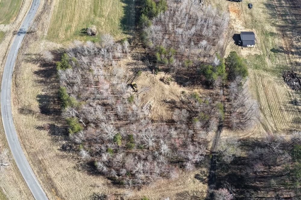 All Photos for Hunt’s Hauling & Landworks LLC in Danville, VA