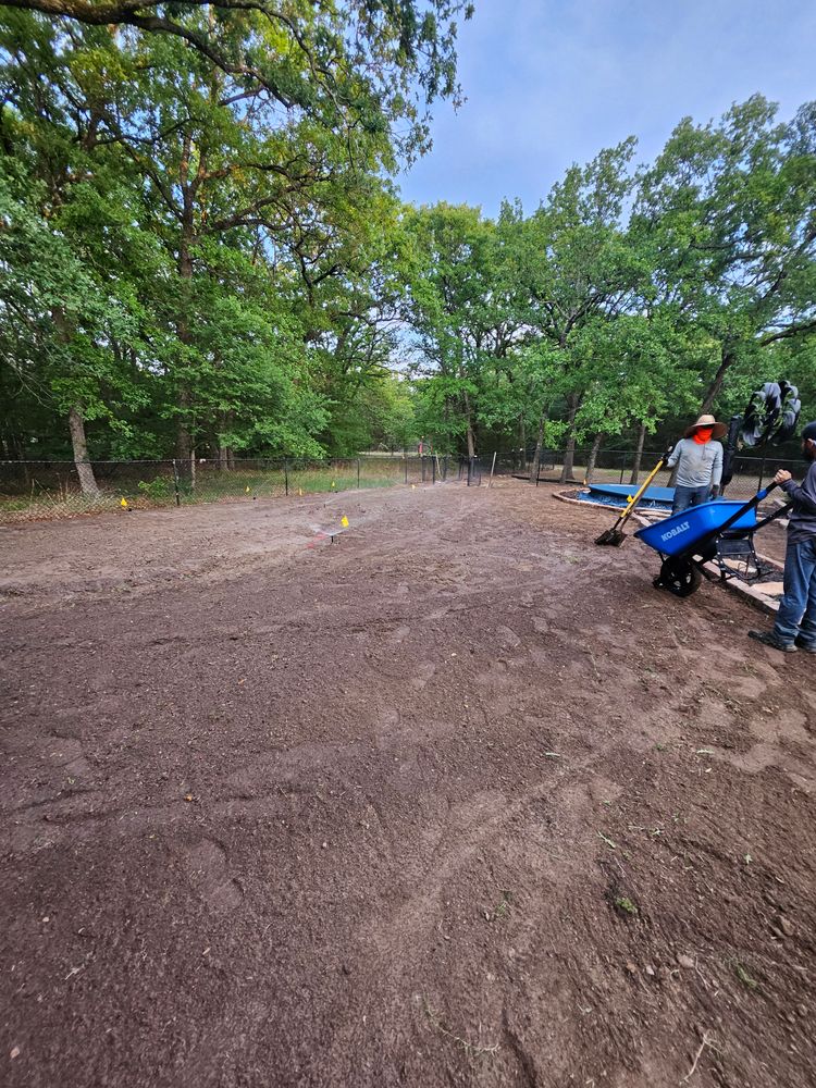 All Photos for Ornelas Lawn Service in Lone Oak, Texas