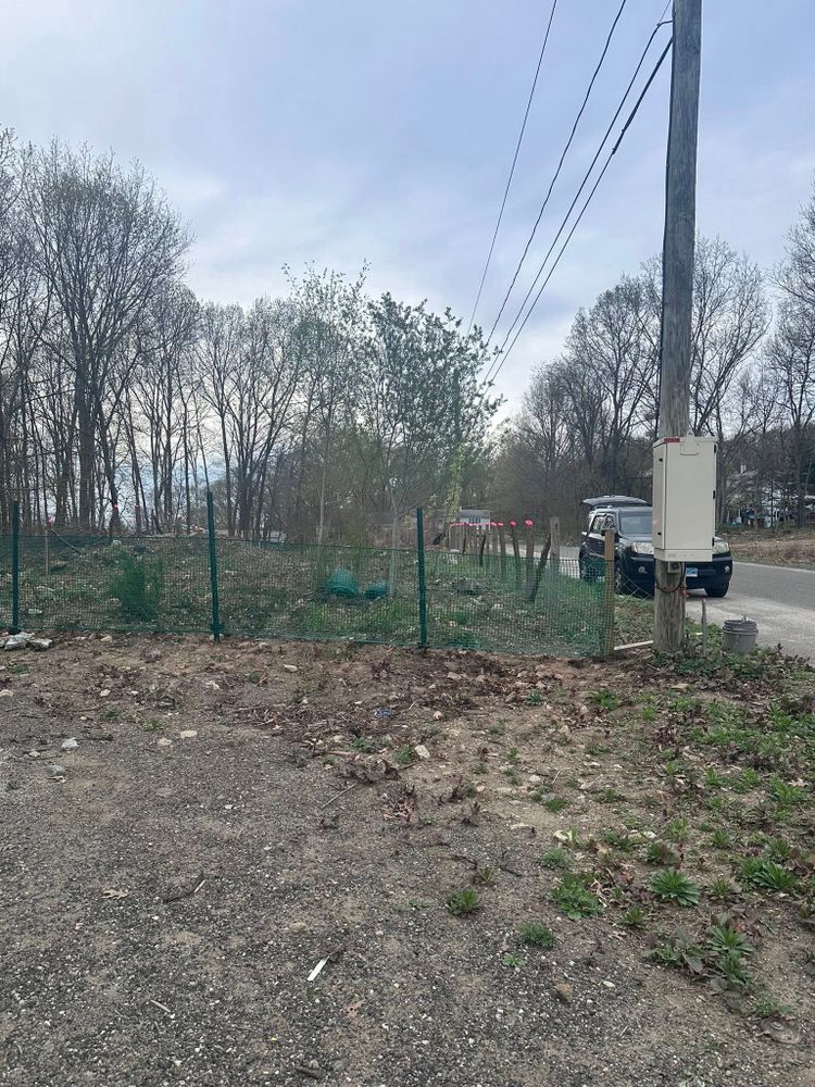 Lawn Care for Guaman’s Landscaping in Waterbury, CT
