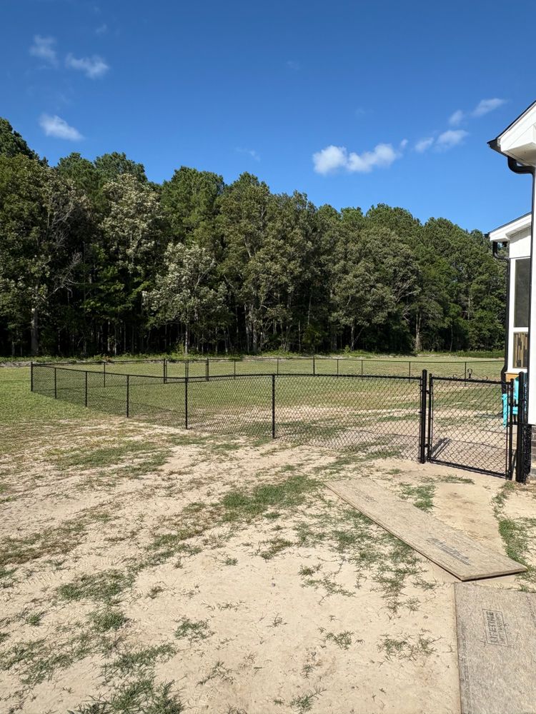 All Photos for TG Fencing LLC in Farmville, NC