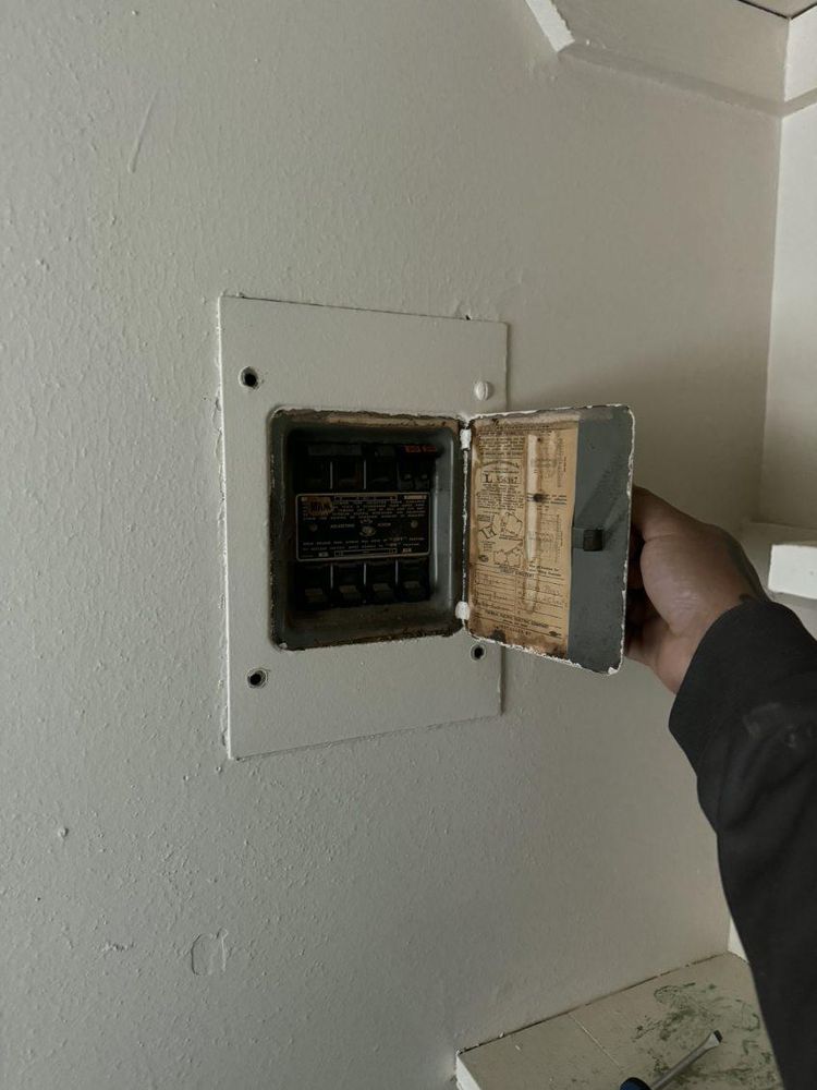 All Photos for Watcha GOT Electrical  in Graford,  TX