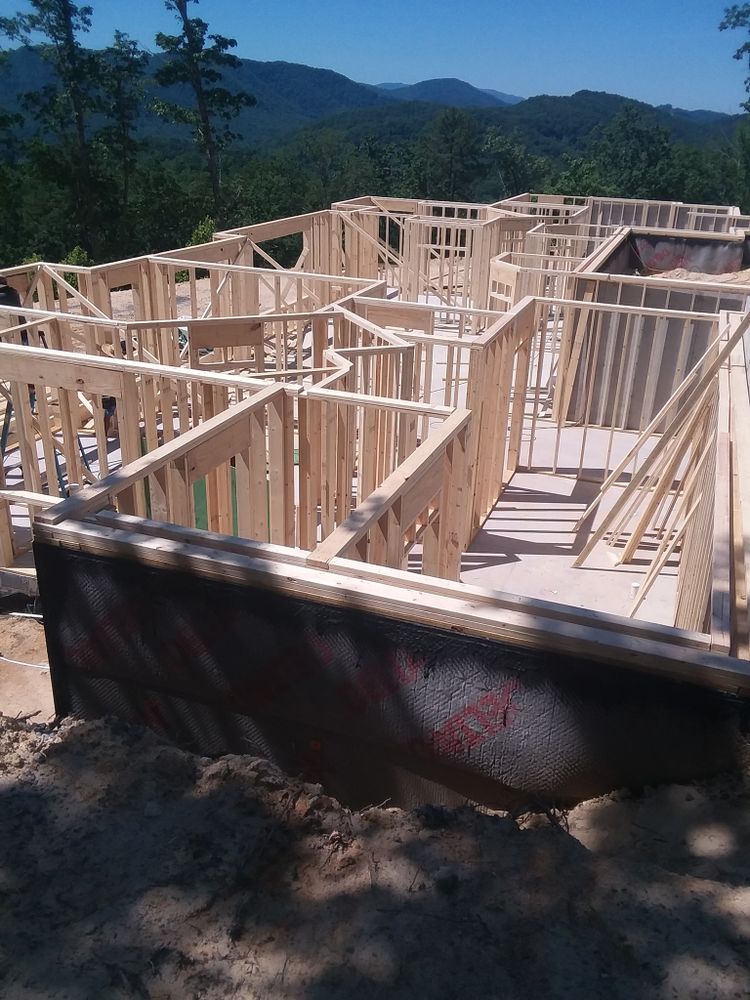 All Photos for Holt's Contracting in Sevierville, TN