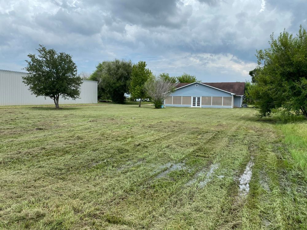 Landscaping for The Lawn Care Brother’s in Brookshire,  TX