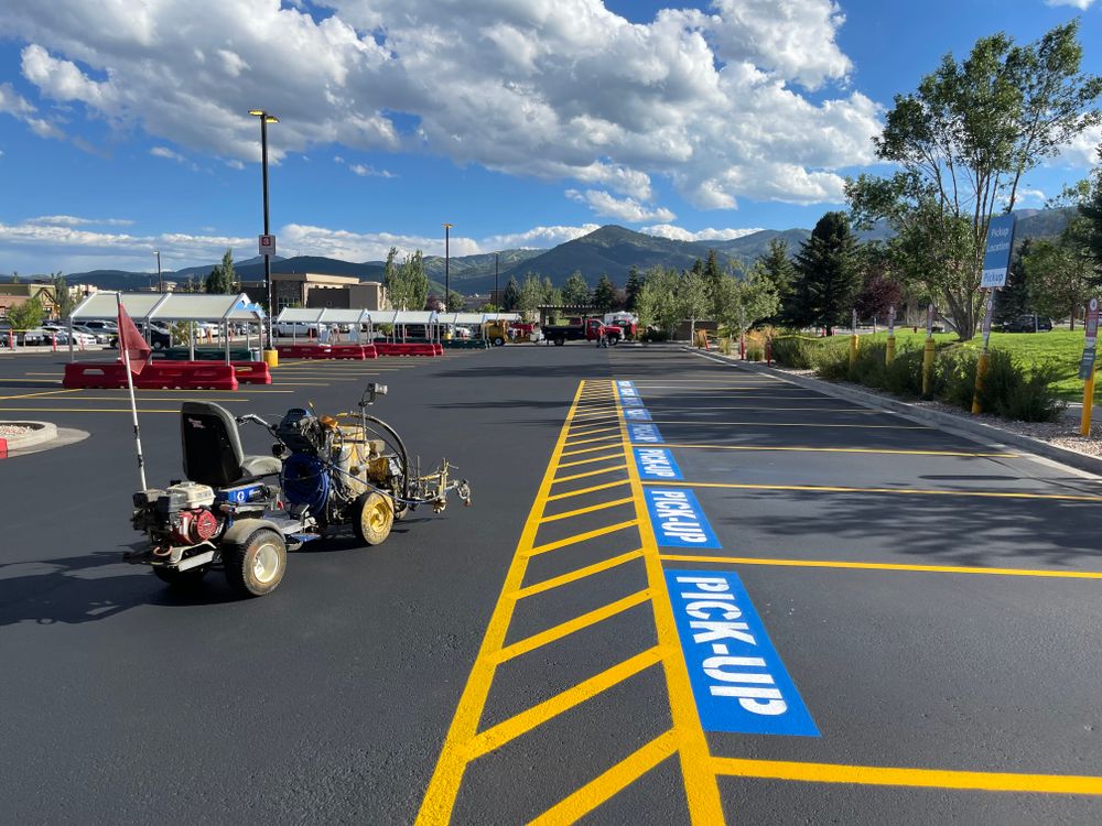 Asphalt Sealcoating for Clear Choice Asphalt Services  in Paducah, KY