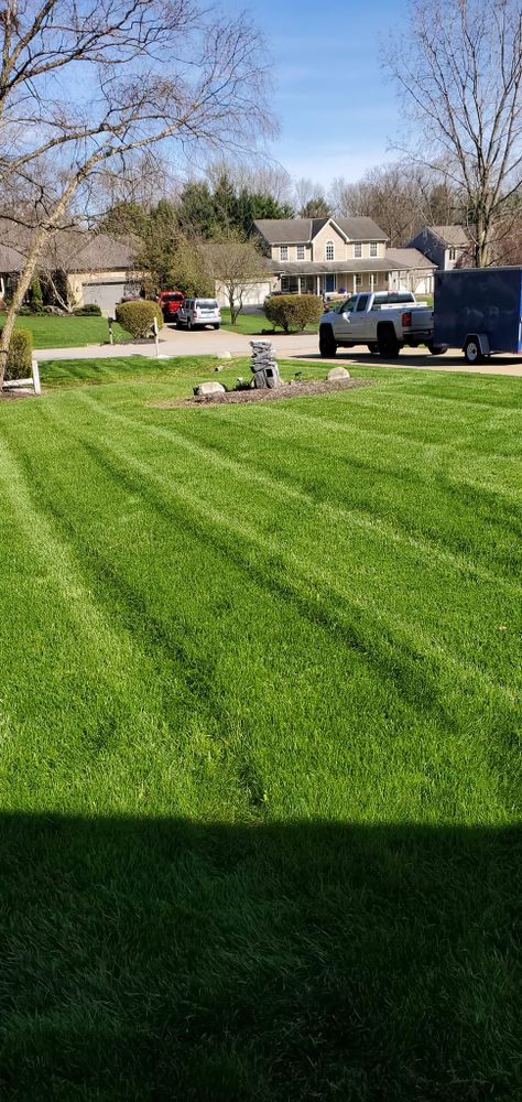 Lawn Care for Mr. Prestige Lawn Care Perfectionist in Columbus, OH