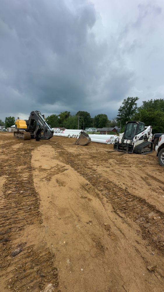 Excavating for Travis Excavating LLC in Olney,, IL