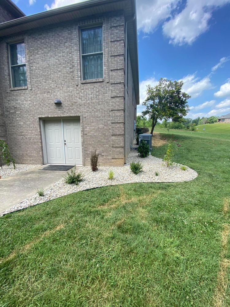 Landscaping for Dust Till Dawn Lawn in London, Kentucky