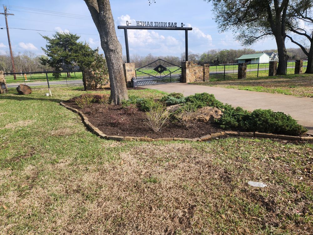 All Photos for Ornelas Lawn Service in Lone Oak, Texas