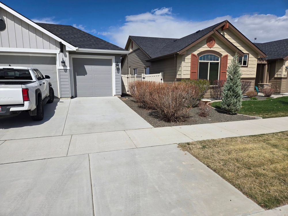 Mowing for Silvercut Lawncare in Star, ID