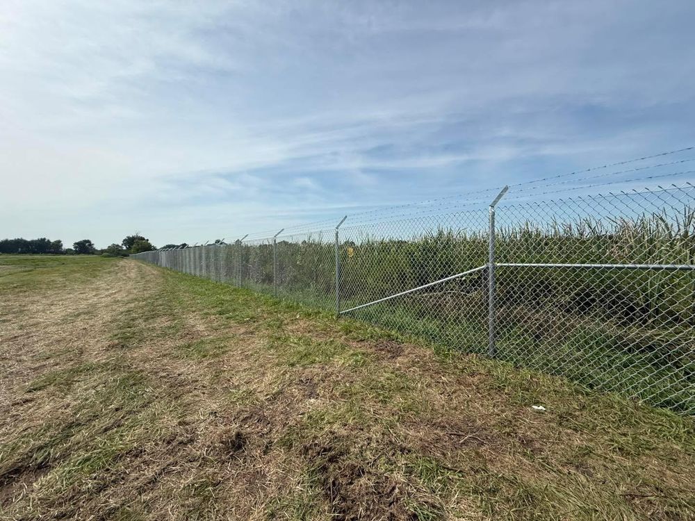 All Photos for Illinois Fence & outdoor co. in Kewanee, Illinois