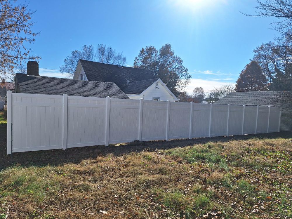 All Photos for Apex Fence in Henderson, KY
