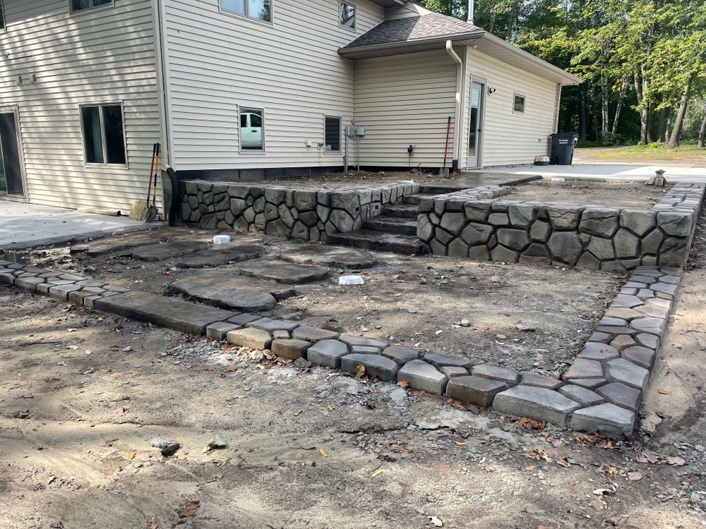 Carved Concrete Retaining Walls  for STAMPEDE Vertical Concrete in Isanti, Minnesota