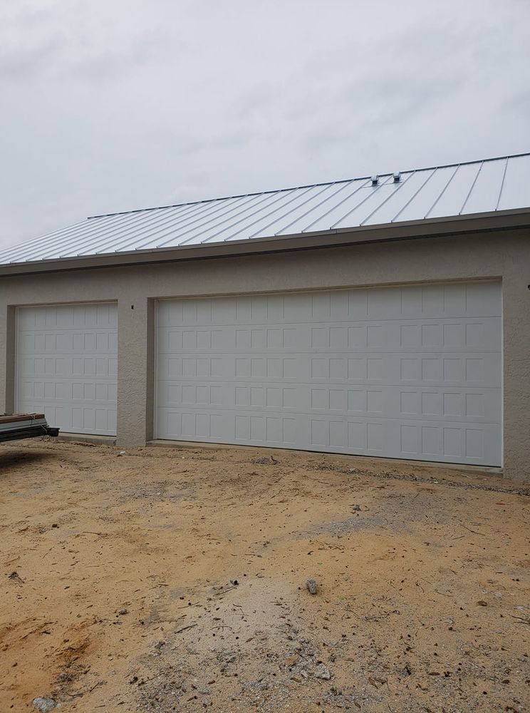 Garage Door Installation for Advantage Garage Doors, LLC in De Leon Springs, FL