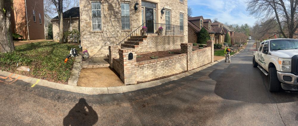 Fall Leaf Clean-Up for Russell's Lawn Care Plus in Nashville, TN