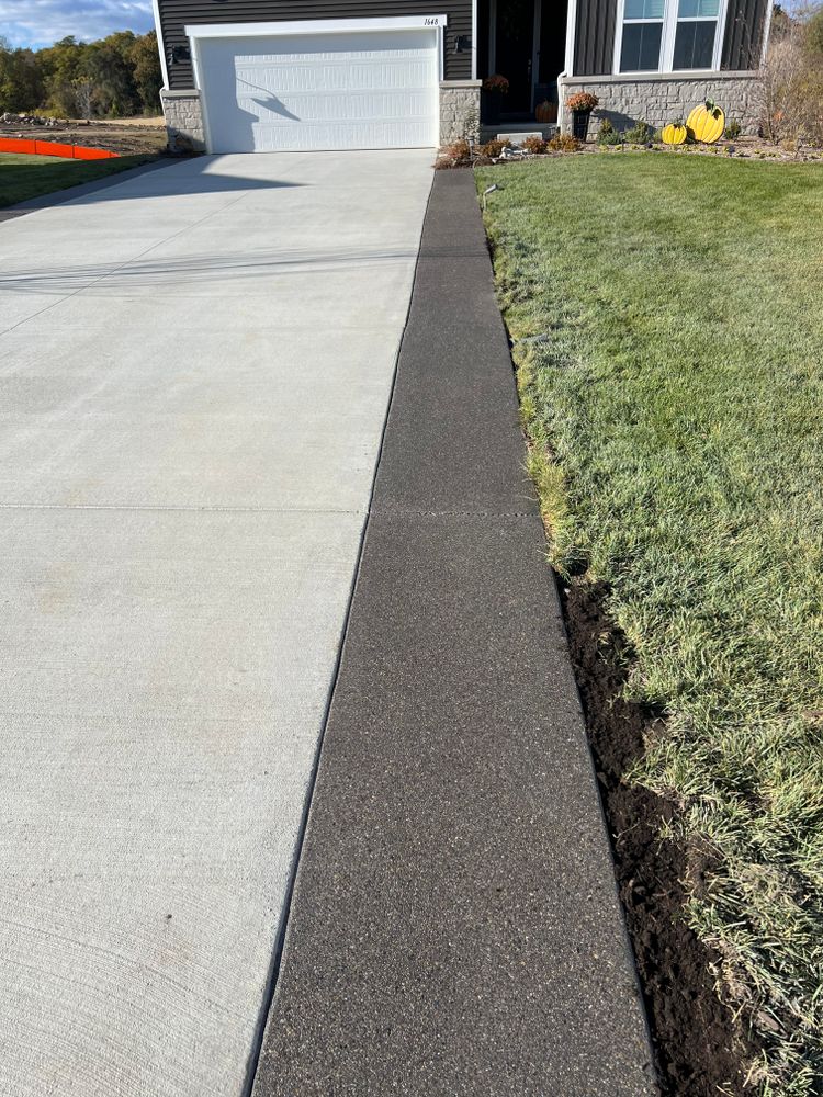 Driveway ribbons/ Add Ons for Ibarra Concrete Services LLC in Detroit, MI