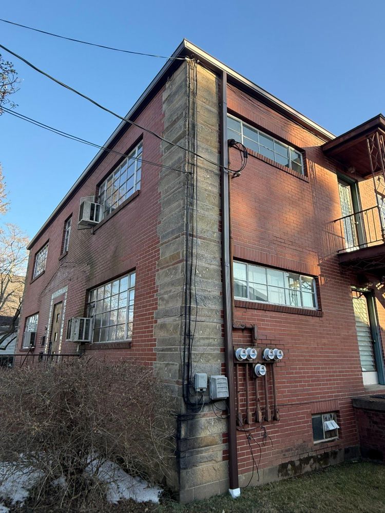 All Photos for Top Hand Roofing and Gutter in Pomeroy, OH