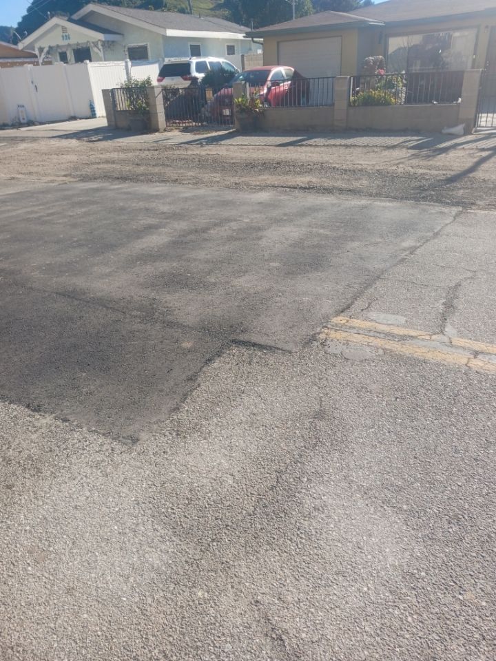 Asphalt and Paving for VenMor Asphalt Maintenance in Santa Paula, CA
