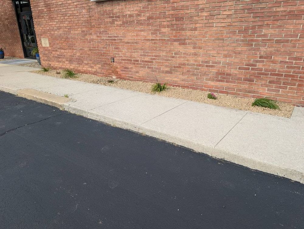 Landscaping for Knapps Landscaping and Lawn Care in Marion, OH