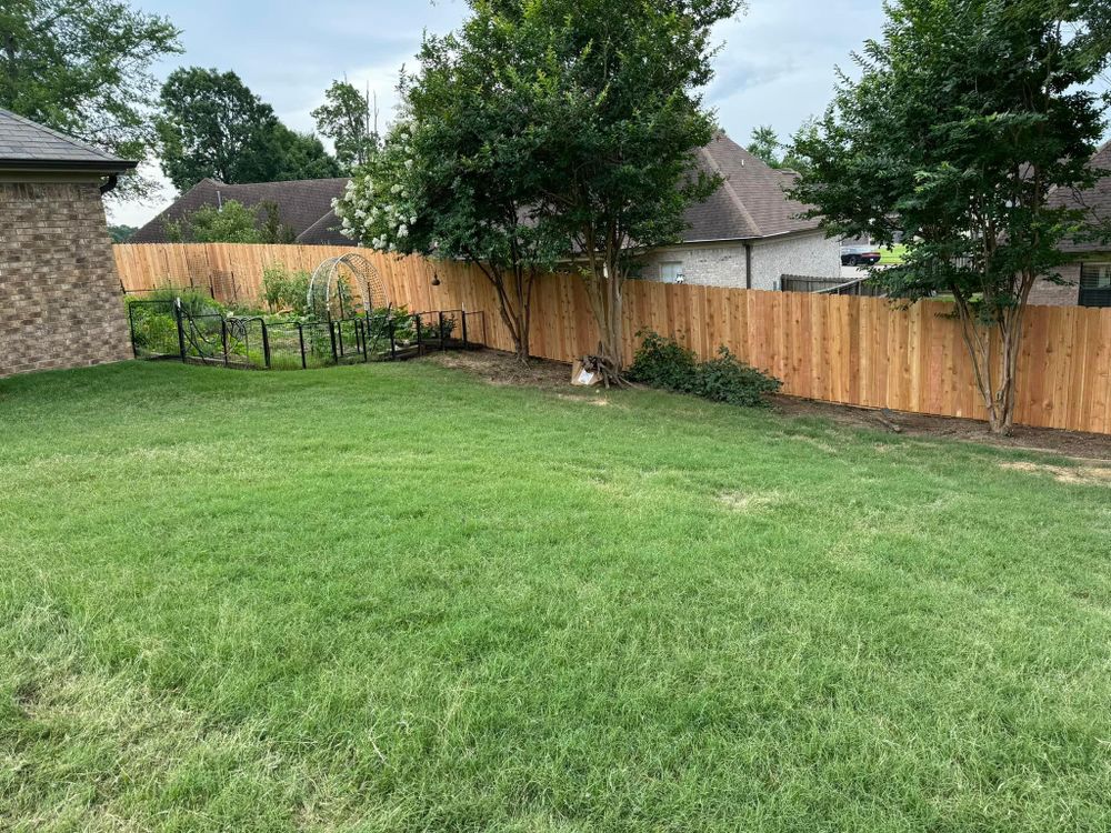 Custom Wooden Fences for Manning Fence, LLC in Hernando, MS